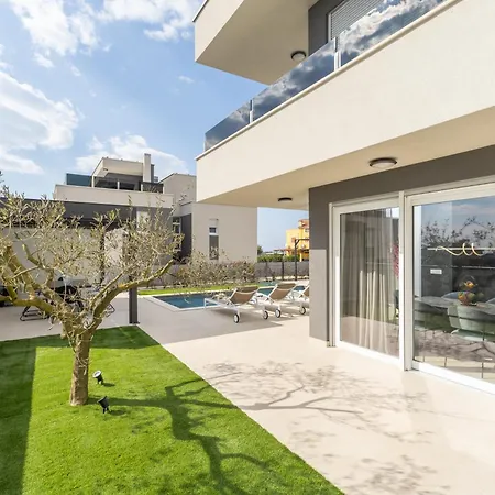 Apartment Blue Sky Tar-Vabriga